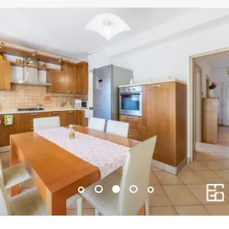 Lily Apartmán
